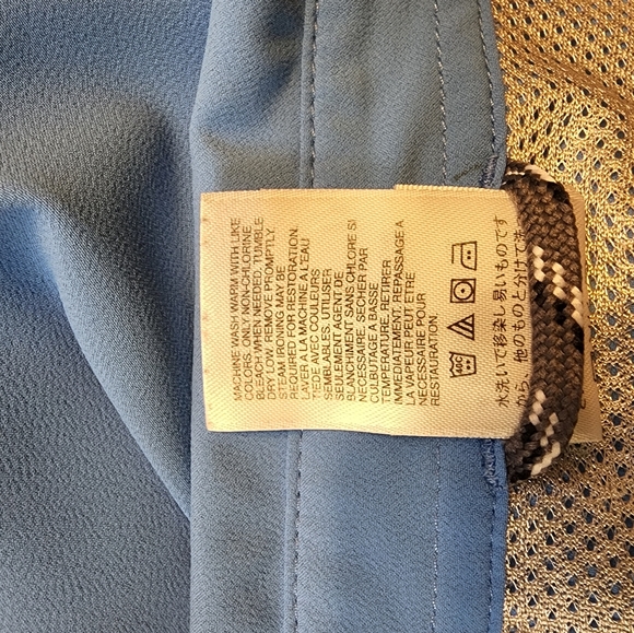 The North Face button down top - women's M - Picture 13 of 14
